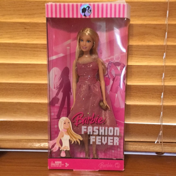 Year 2007 Barbie Fashion Fever Series 12” doll set new in the box - Picture 2 of 6